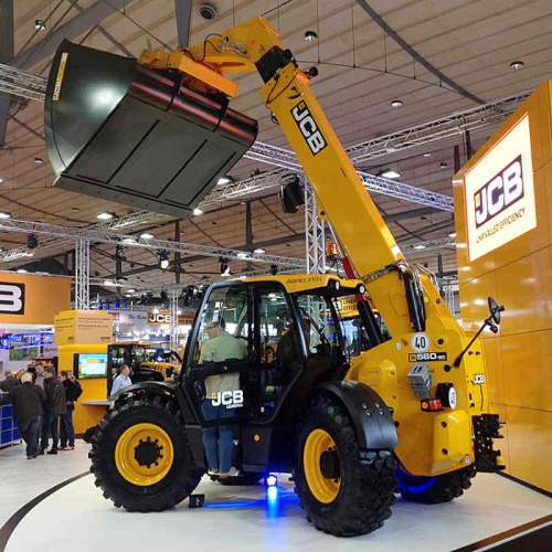 JCB представит новую технику в 2016